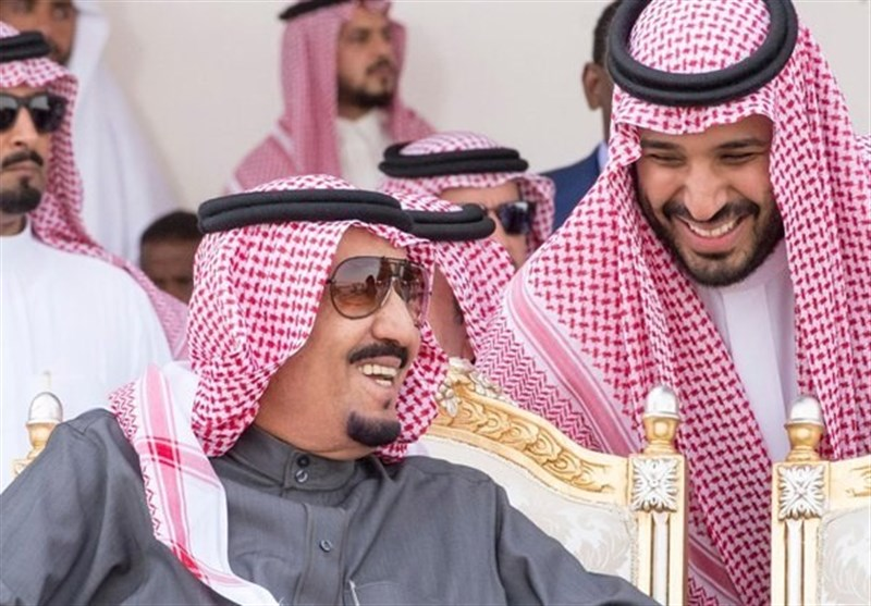 بأمر من الملك سلمان .. السعودية تلغي الرسوم وتسمح بتجديد الإقامة مجانا