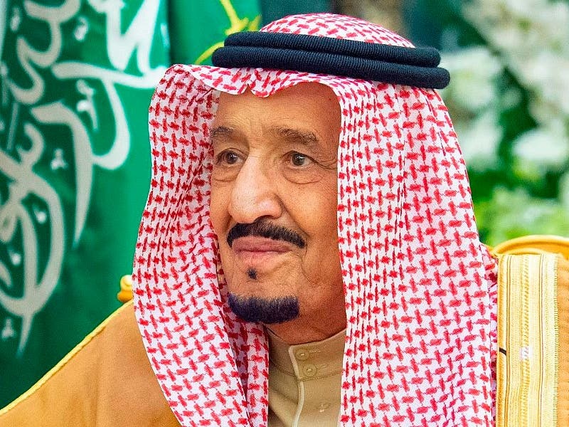 السعودية.. بأمر من الملك سلمان...توزيع مليوني نسخة من المصاحف على الحجاج المغادرين