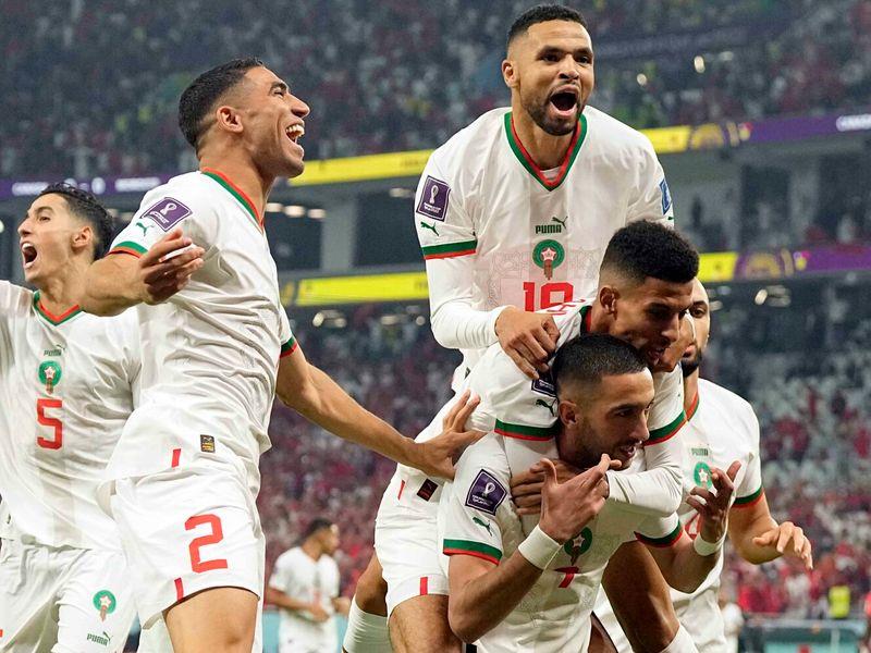 عمرو عرفة يعلق على فوز المنتخب المغربي على المنتخب الأسباني (شاهد بالصورة)