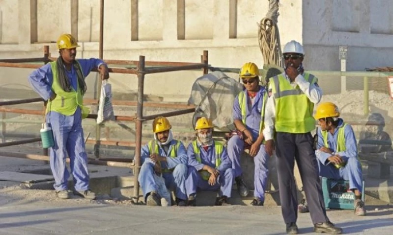 السعودية تعلن اليوم بدء تطبيق هذا القانون الذي سيساوي المغترب من أي دولة بالمواطن السعودي!!