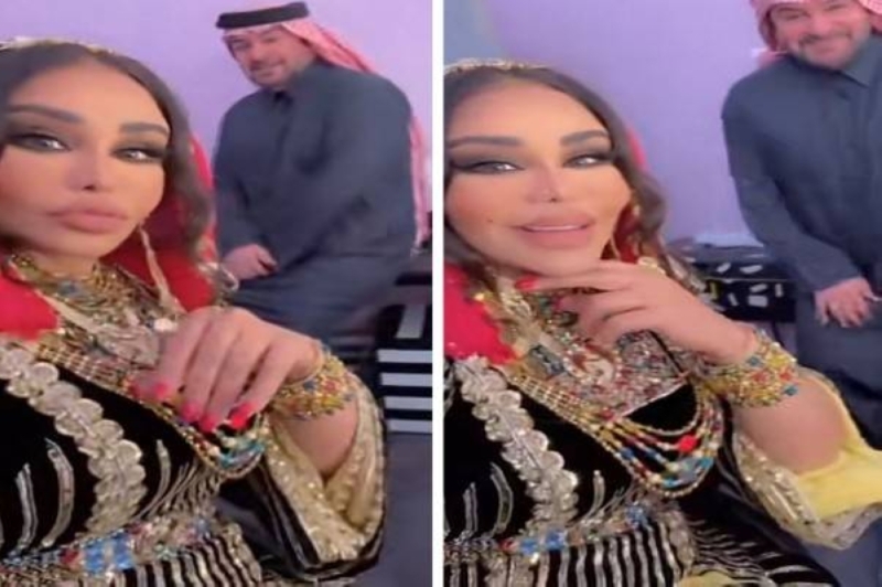 يا المزيونة ياللي عمرك 20 سنة.. شاهد.. زوج أحلام يمطرها بوصلة غزل أثناء احتفالها بيوم التأسيس (فيديو)