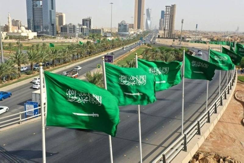 السعودية.. من الغد تطبيق قرار جديد بمنع المغتربين من العمل في هذة المهن نهائياً!