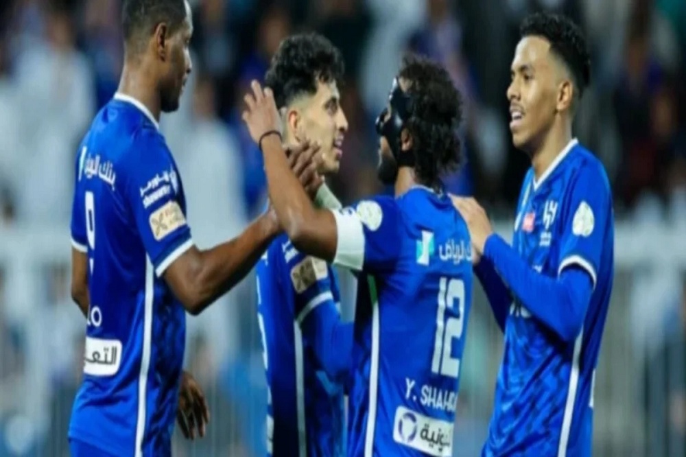 أزمة مشتعلة في الهلال السعودي والسبب فيها نجم من نجومه إليكم التفاصيل