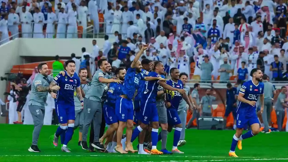 الهلال السعودي يُبرم أغلى صفقة في تاريخ الدوري الروسي!! هل يمكنه تعويض خسارة ميسي؟